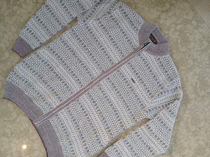 Solid Round Neck Casual Wear Sweatshirt